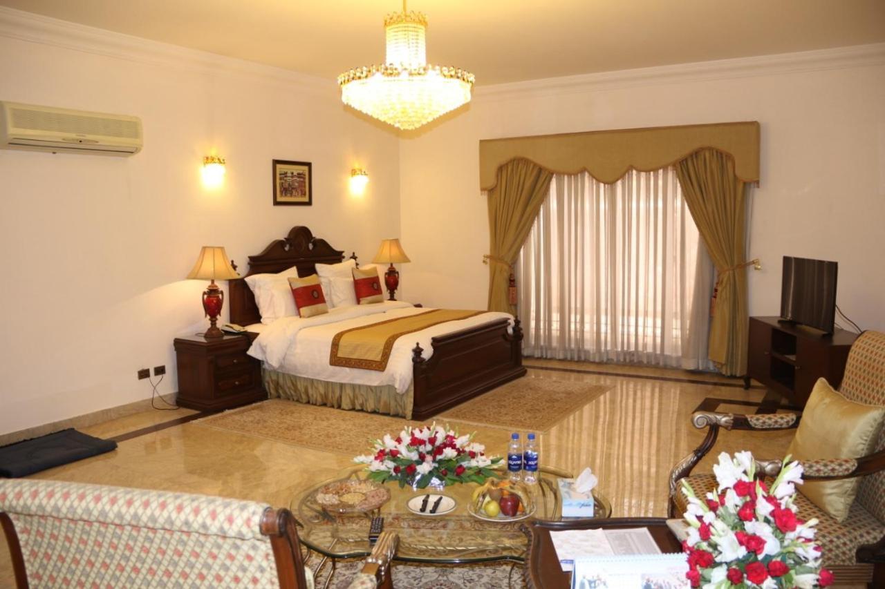 Etihad Club By Faletti'S Hotel رحيم يار خان المظهر الخارجي الصورة