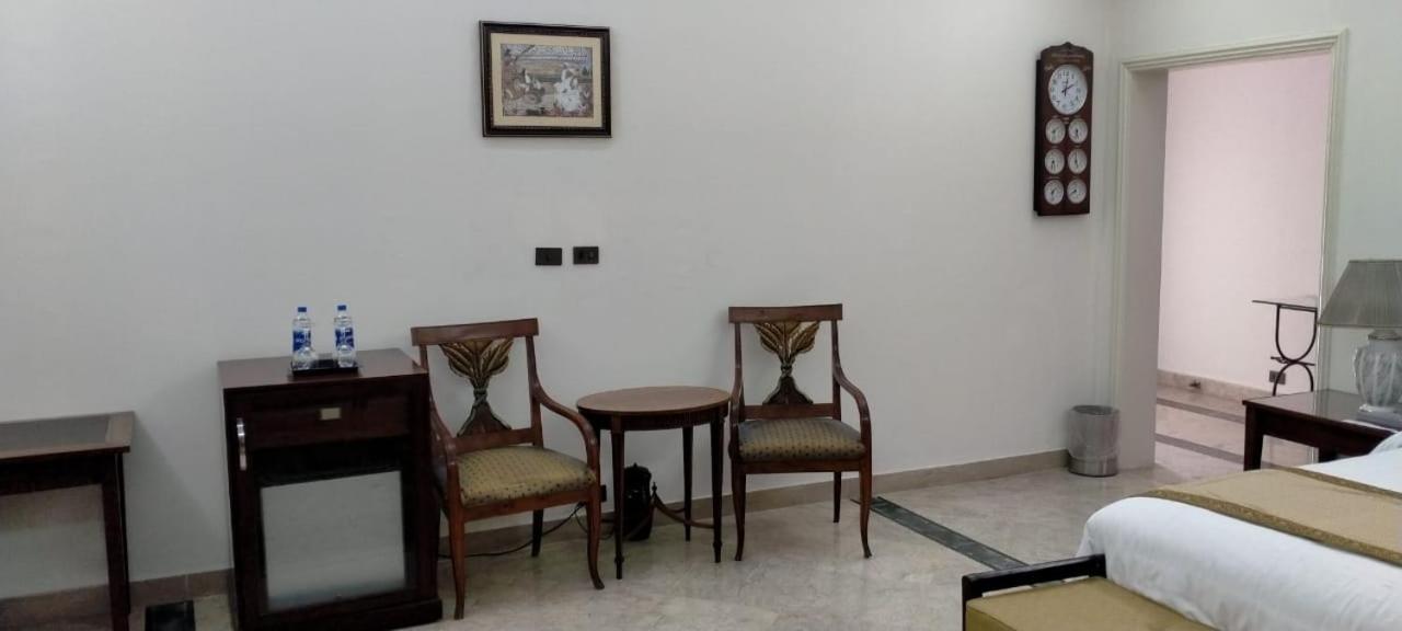 Etihad Club By Faletti'S Hotel رحيم يار خان المظهر الخارجي الصورة