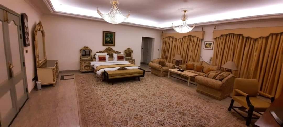 Etihad Club By Faletti'S Hotel رحيم يار خان المظهر الخارجي الصورة