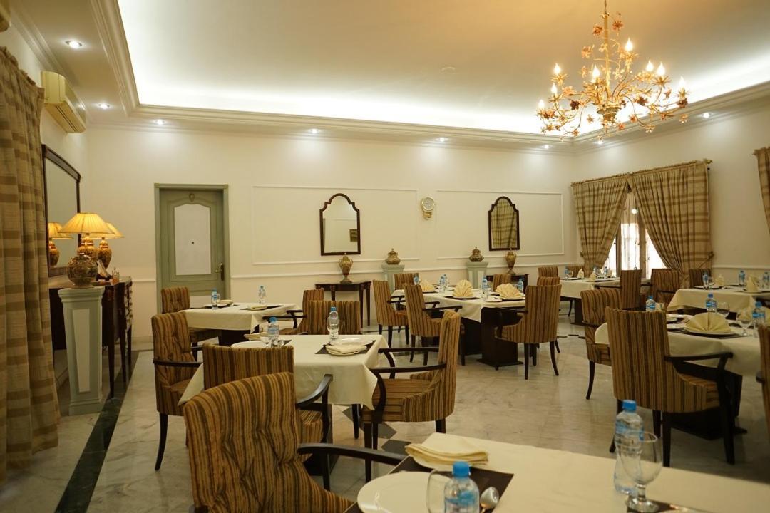 Etihad Club By Faletti'S Hotel رحيم يار خان المظهر الخارجي الصورة